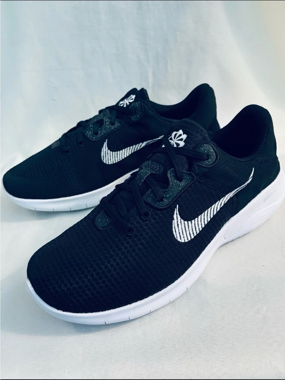 Nike Flex Experience Run 11 Next Nature Running Shoes Men’s size 10 WIDE